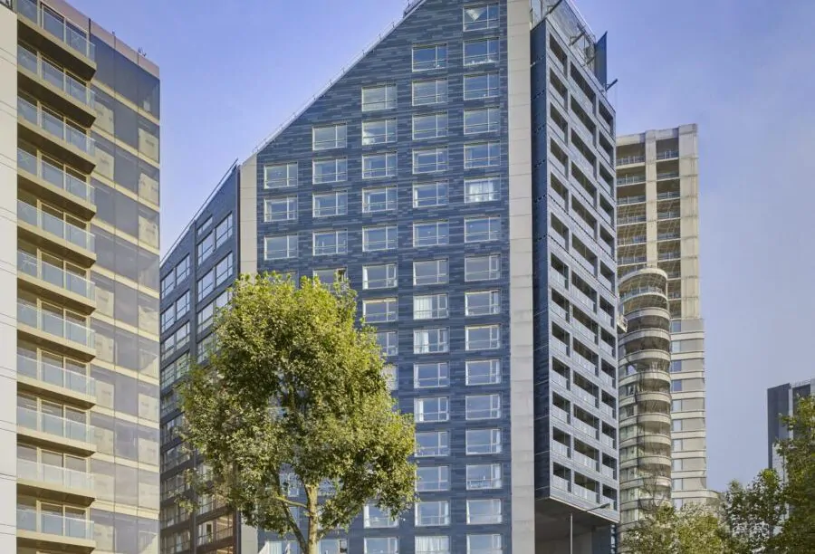 park plaza riverbank