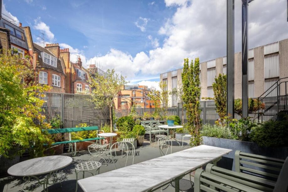 summer party venue in Knightsbridge