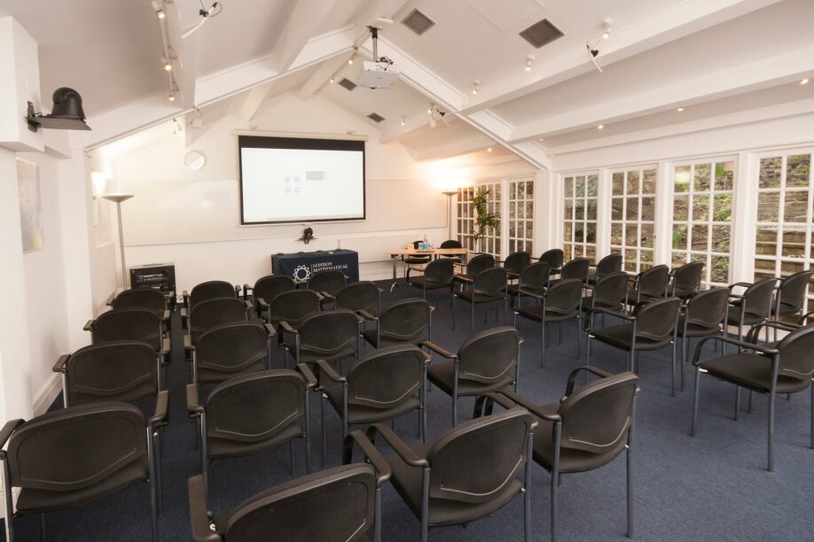 budget meeting rooms london