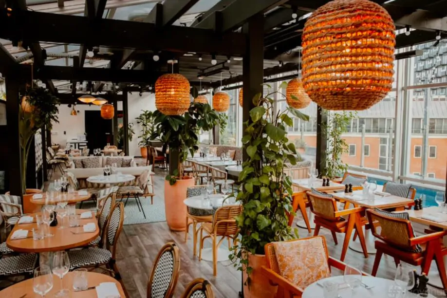 45 curtain road hire for parties and corporate events