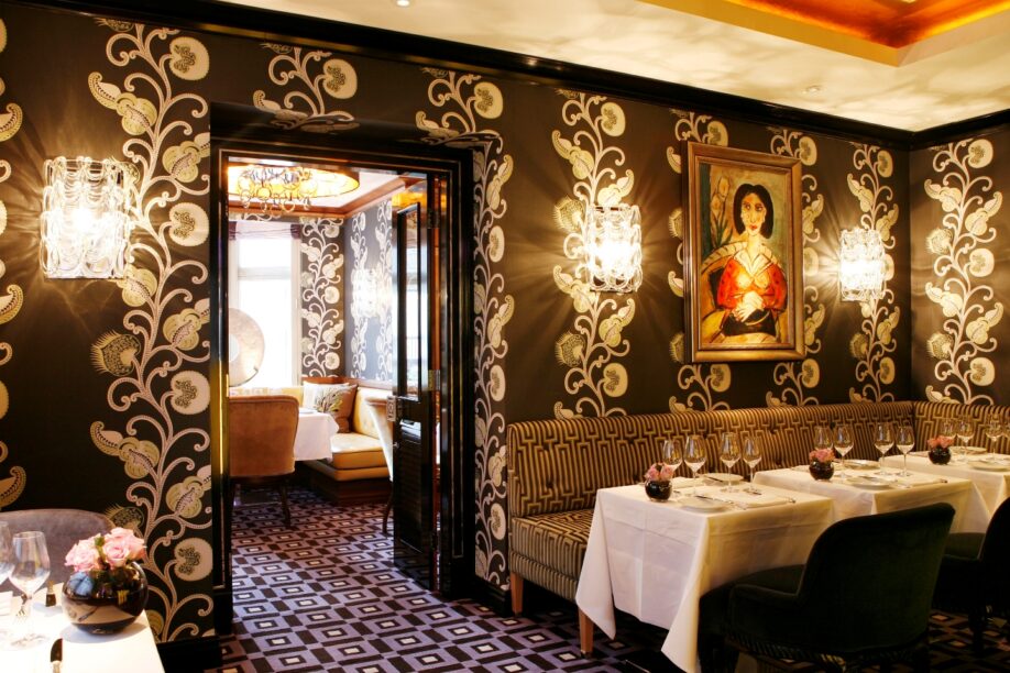 Unusual meeting dining room versatile