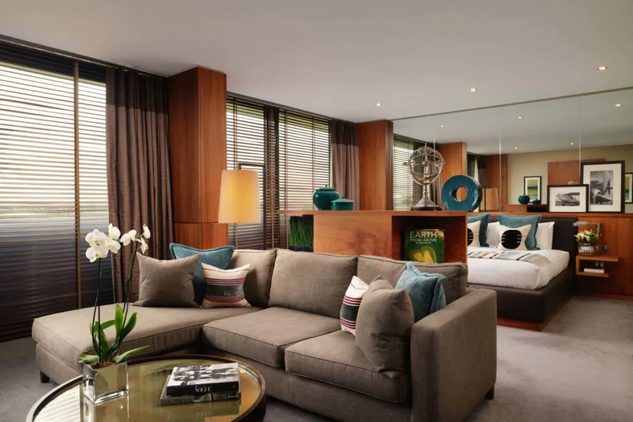 conference hotel farnborough