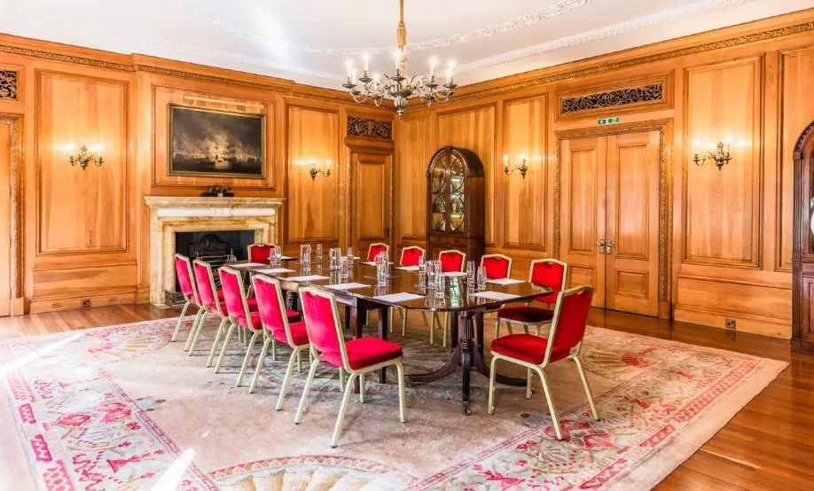 unique meeting room london
