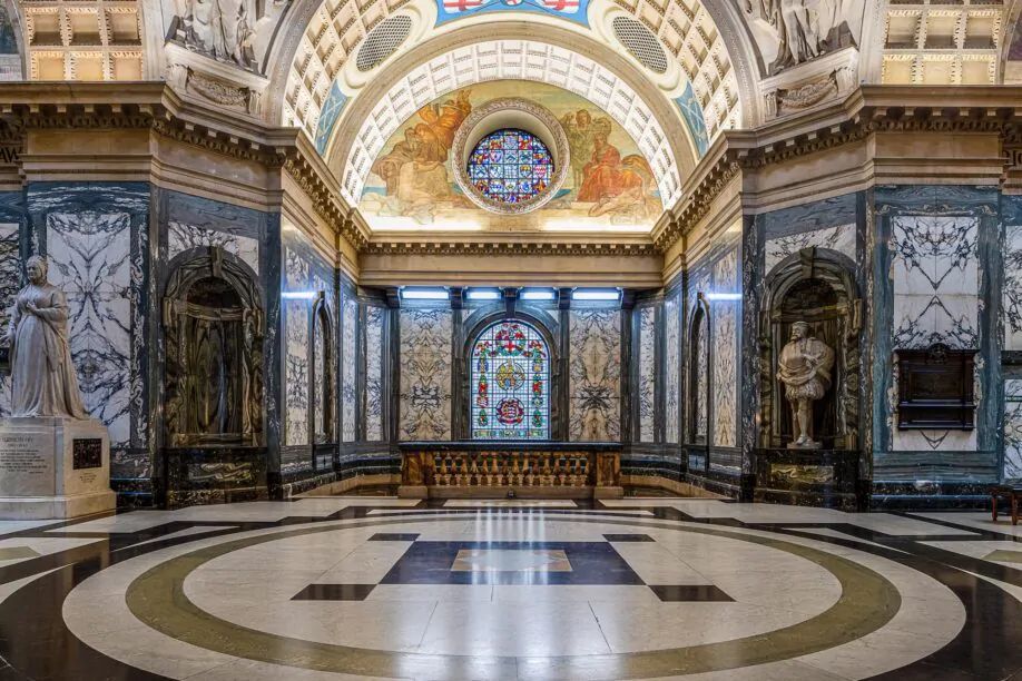 hire a unique london venue for evening events