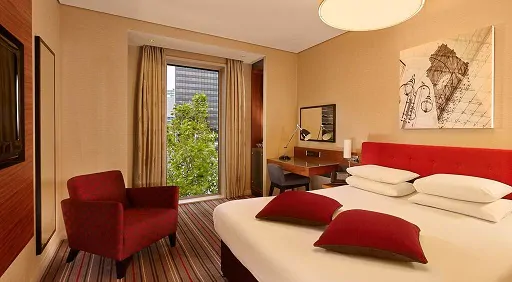 Hotel La Tour accommodation