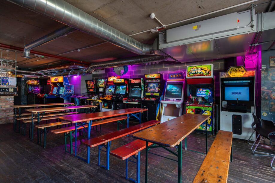 four quarters hackney arcade games