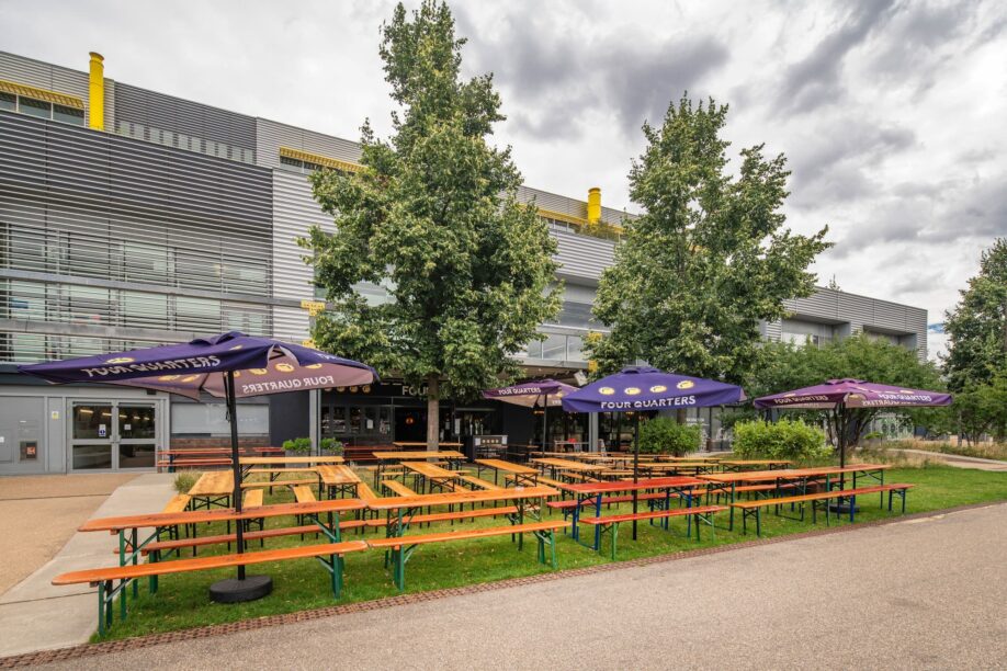 summer party venues