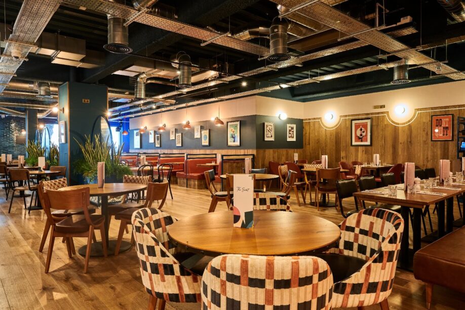 pub with food