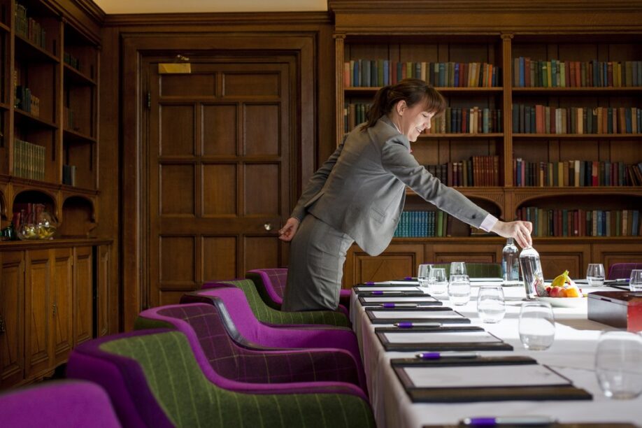 Hampton Meeting room