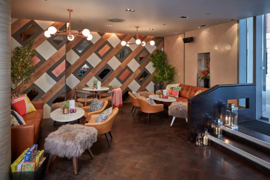 private hire bar