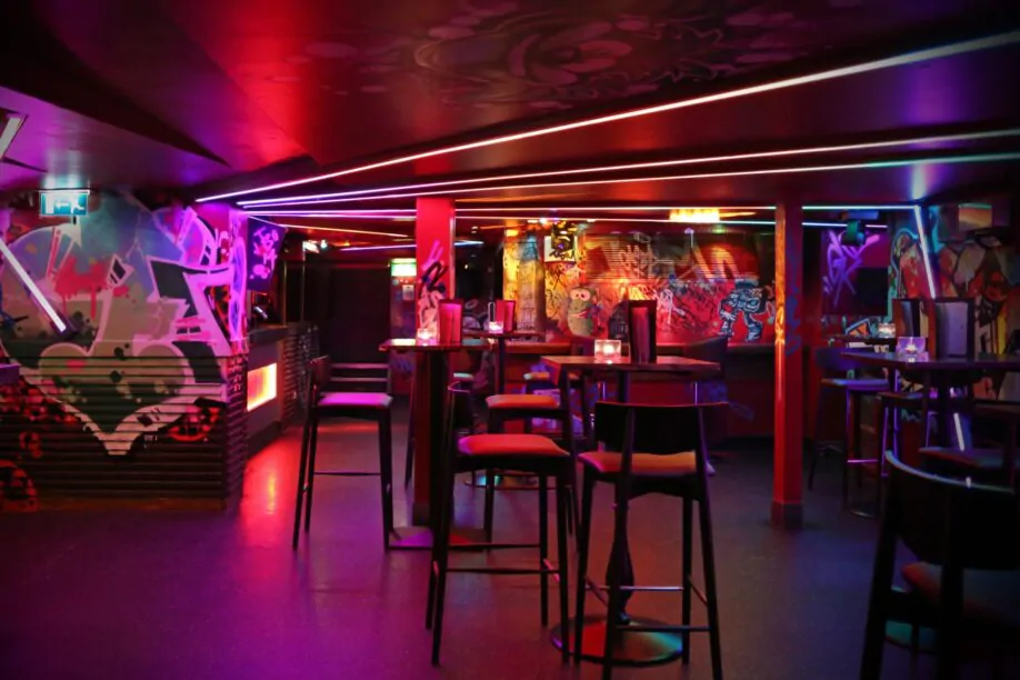 Scarlets Private Space