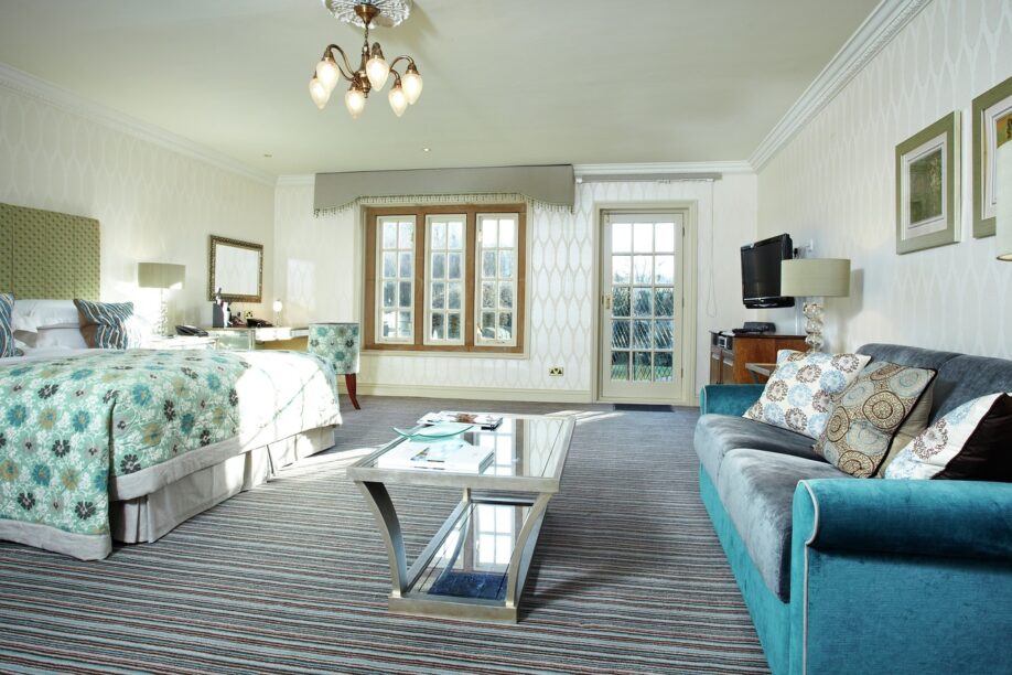 luxury accommodation Surrey