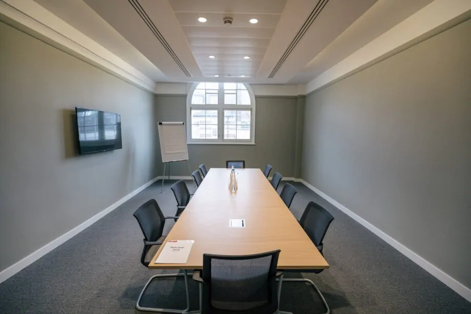 Light meeting boardroom modern Marillac