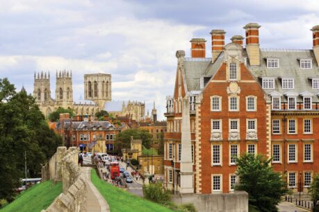 The Grand York Group Accommodation