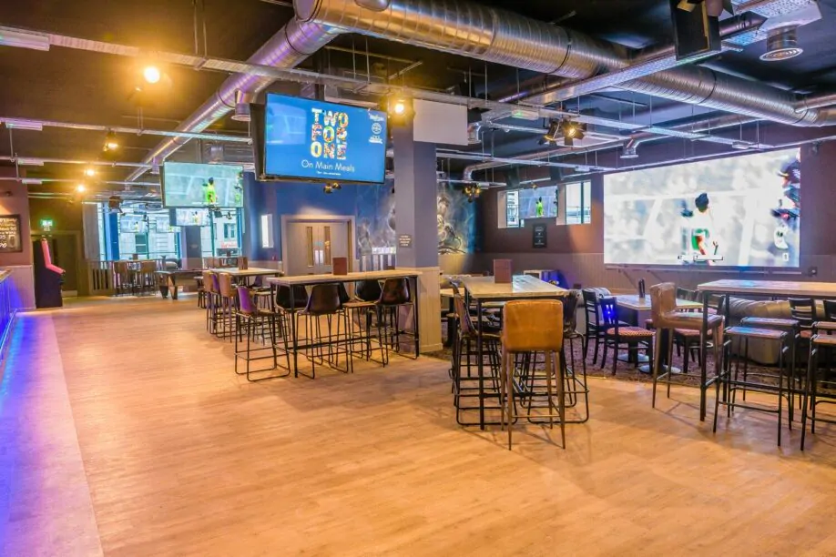 Nottingham Bierkeller livde music