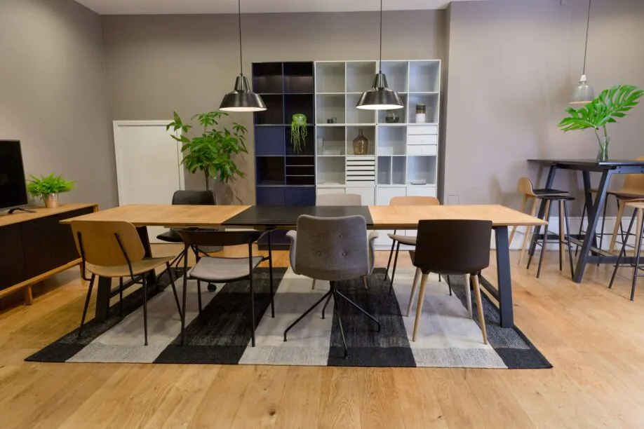 unique meeting room london