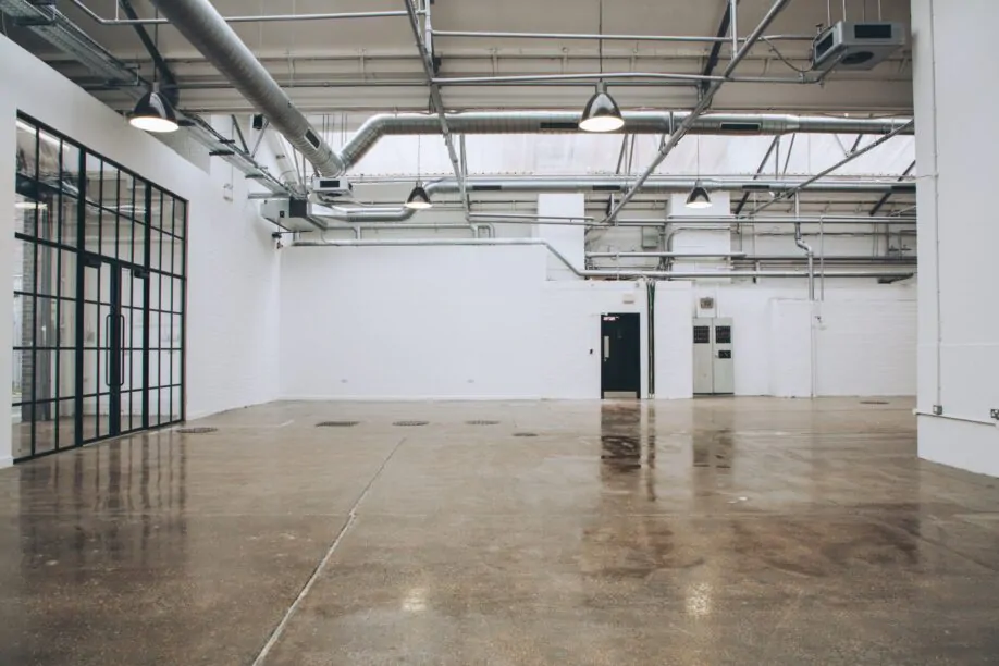 studio 4