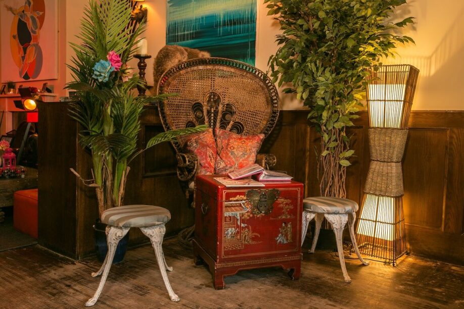 quirky meeting rooms