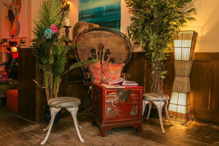 quirky meeting rooms