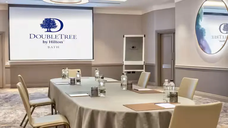 meeting rooms bath