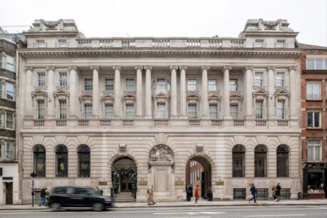 hire hotel meeting rooms in London's legal district