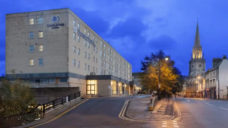 doubletree by hilton bath