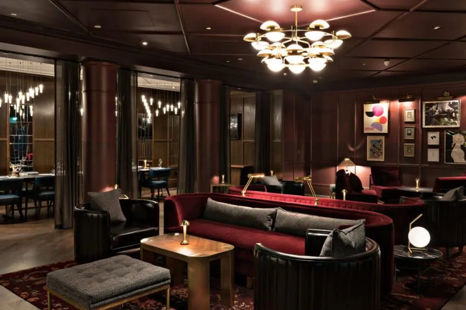 exclusive london hotel