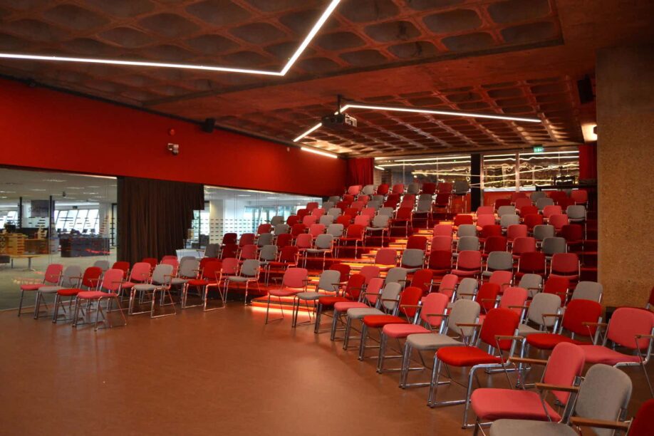 Tiered auditorium