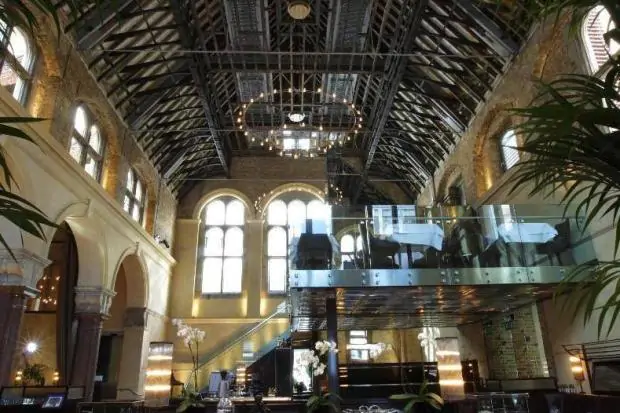 La Chapelle Exclusive hire
