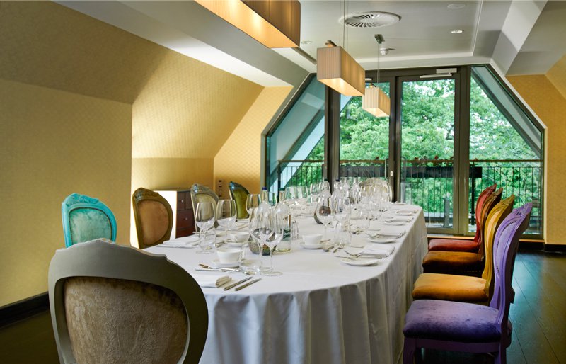 private dining