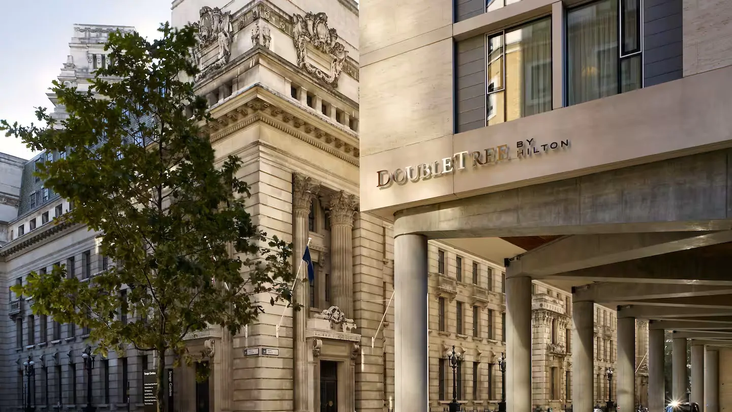 doubletree by hilton tower bridge