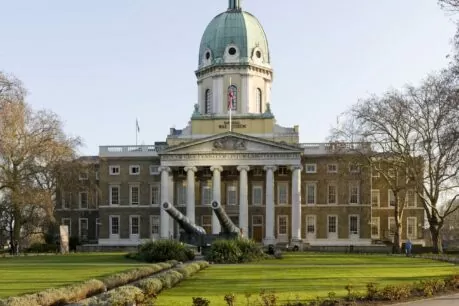 Imperial War Museum outside