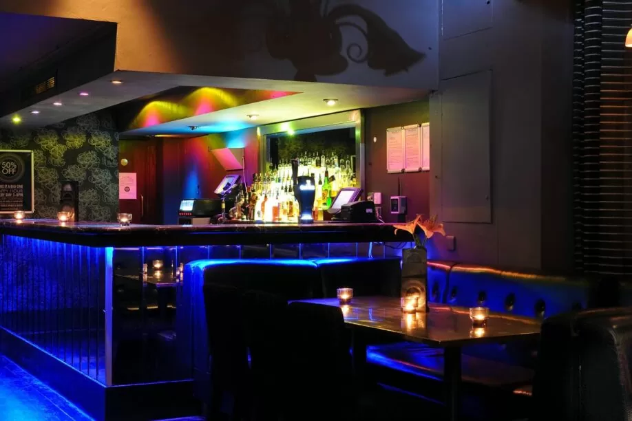 cocktail bar london