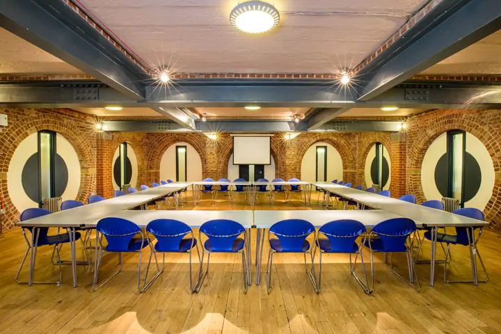 unique meeting room london
