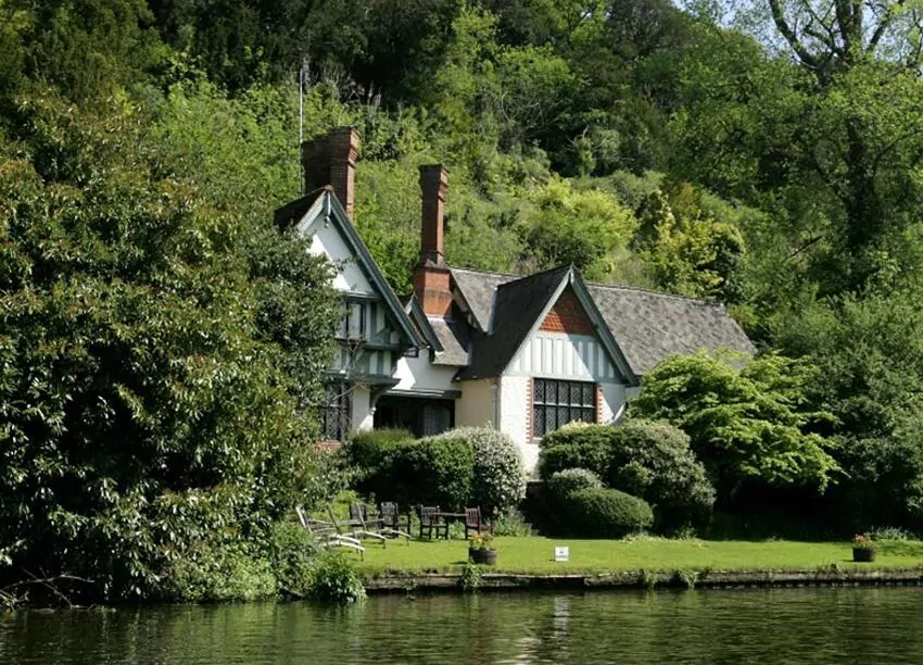 unique meeting venue Berkshire