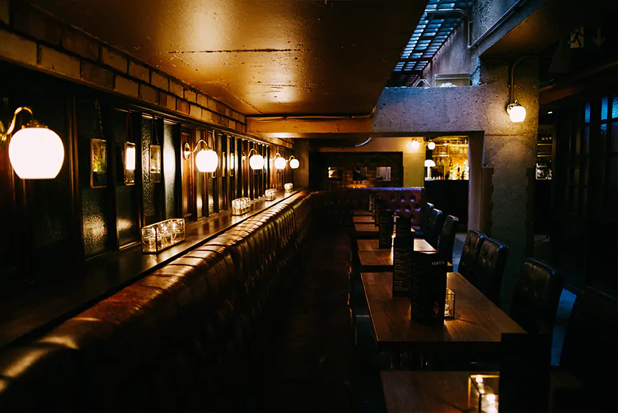 dining at Perini