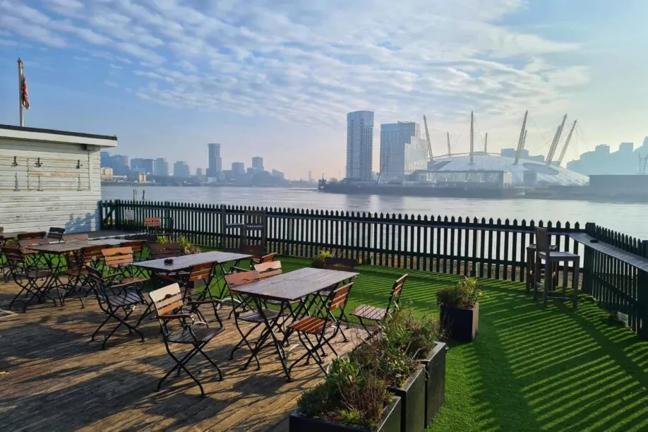 the gun docklands
