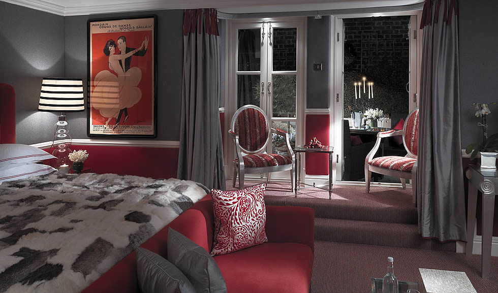 Milestone Hotel bedroom
