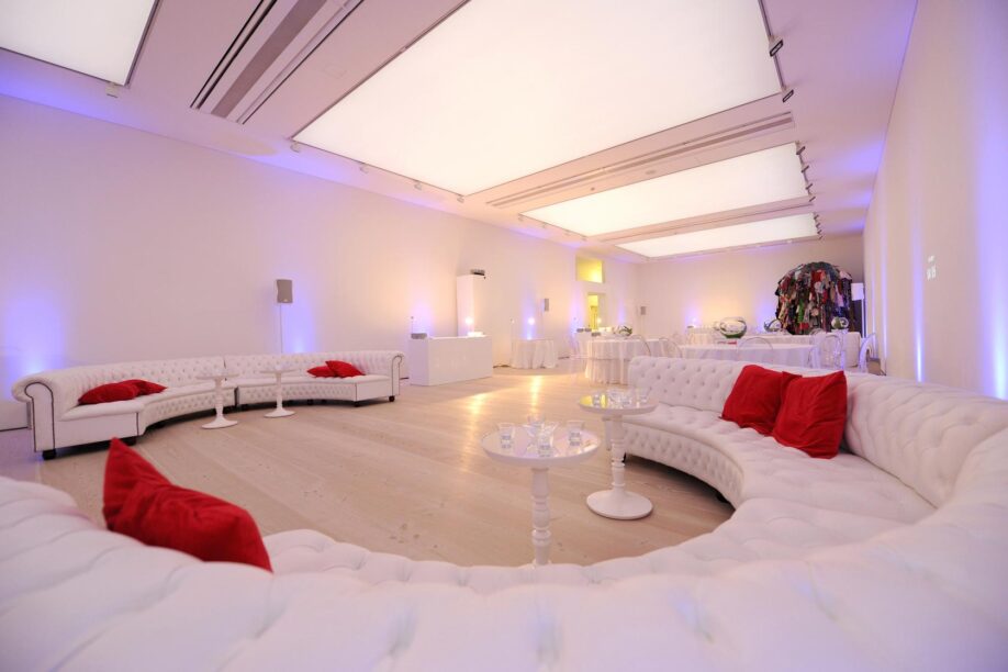 Saatchi Gallery birthday