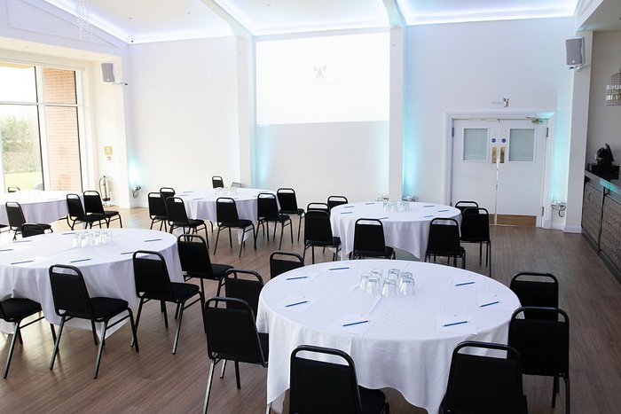 conference venue for up to 450 delegates in rural leics